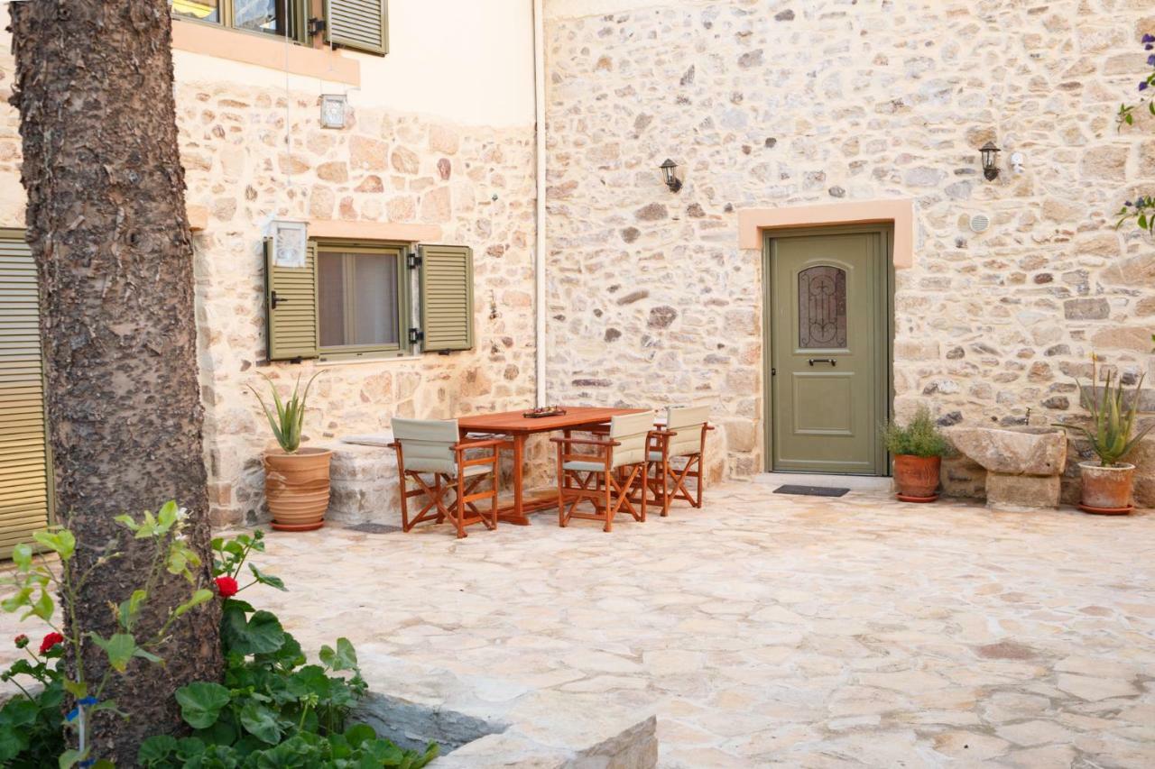 Traditional Villa Priotissa Tympáki Esterno foto